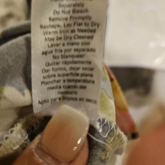 Venus Floral Bell Sleeve Off Shoulder Dress Size Small NWOT - Picture 5 of 6